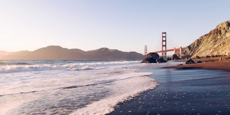 HZKEDU在职硕士项目：赋能职业发展的战略选择