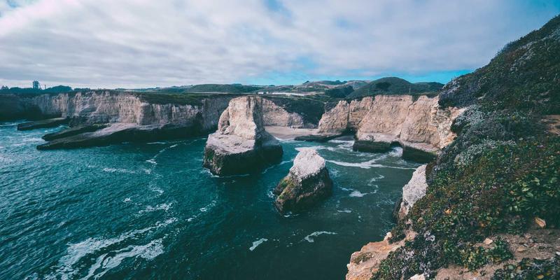 HZKEDU解读：职业发展与学历提升融合的最佳实践路径