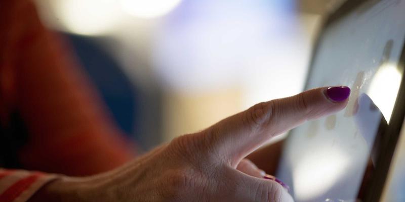 教育培训38：职业发展双引擎——学历提升与职业资格认证的协同路径