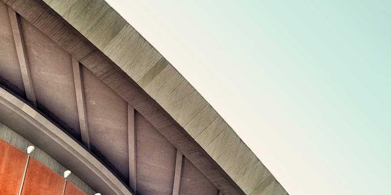 职业发展新引擎：在职硕士如何通过教育培训实现跃迁