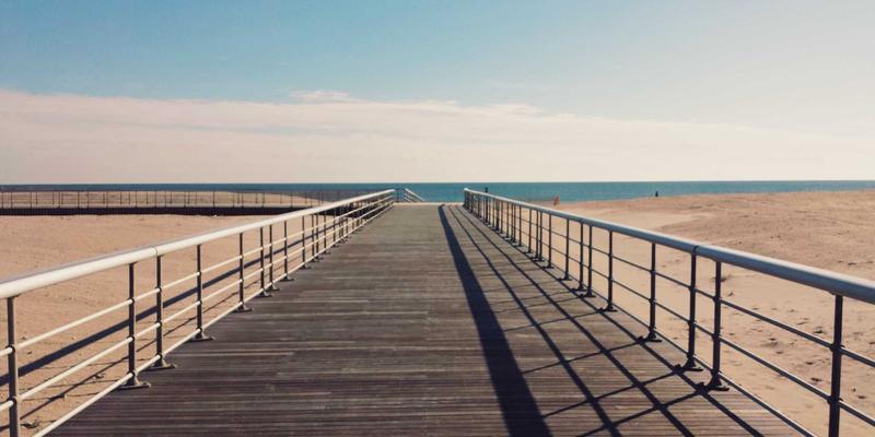 职业发展新引擎：如何通过学习行为分析驱动教育培训课程迭代与内容优化闭环