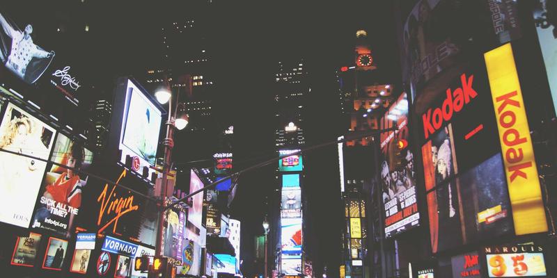 职业教育新基建：实训基地与虚拟仿真实训平台如何赋能学历提升与在职硕士教育